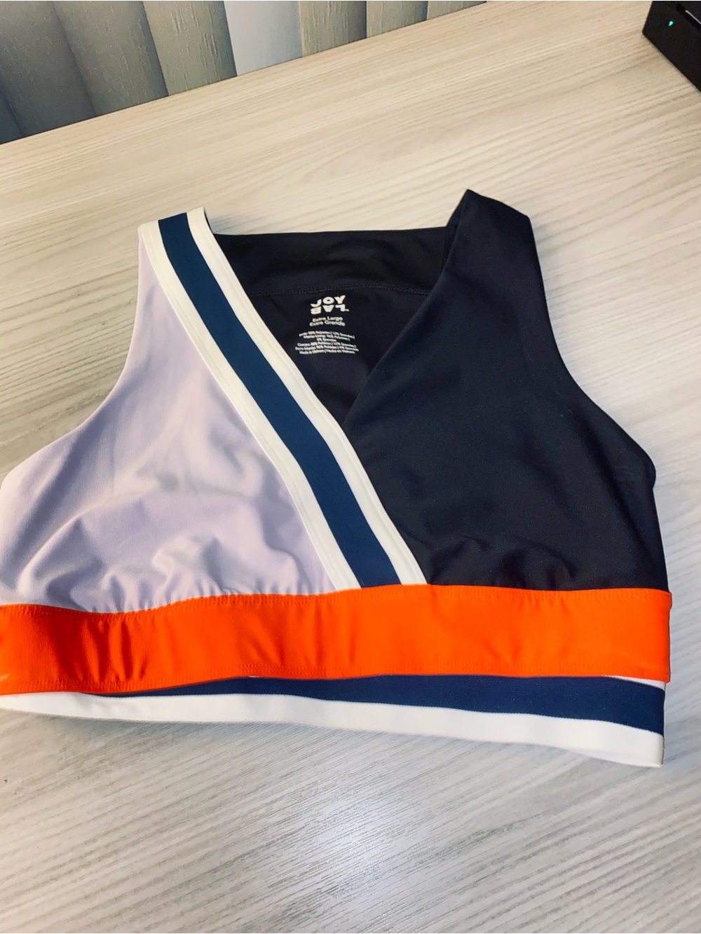 Colorblock V‑Neck sports top yoga Pilates athletic retro